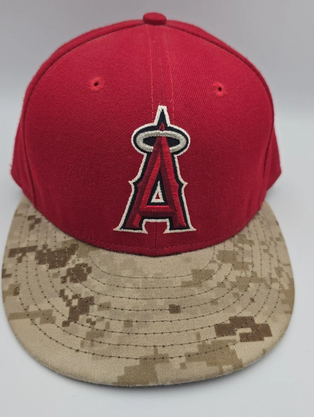 New Era 59Fifty Camo Bill Los Angeles Angels Fitted Hat Size 7 1/8